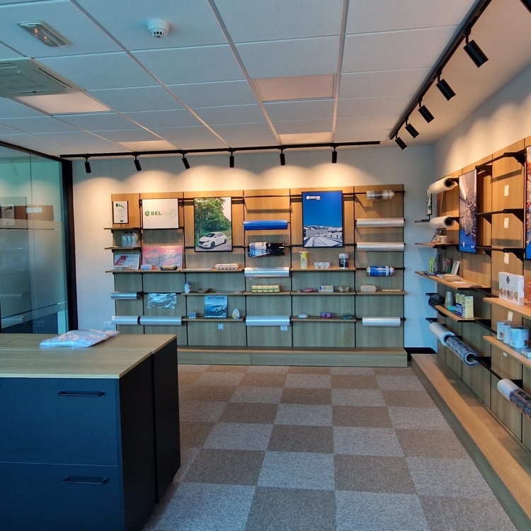 BELCA Showroom | BIGARA, Mobiliario de Oficina