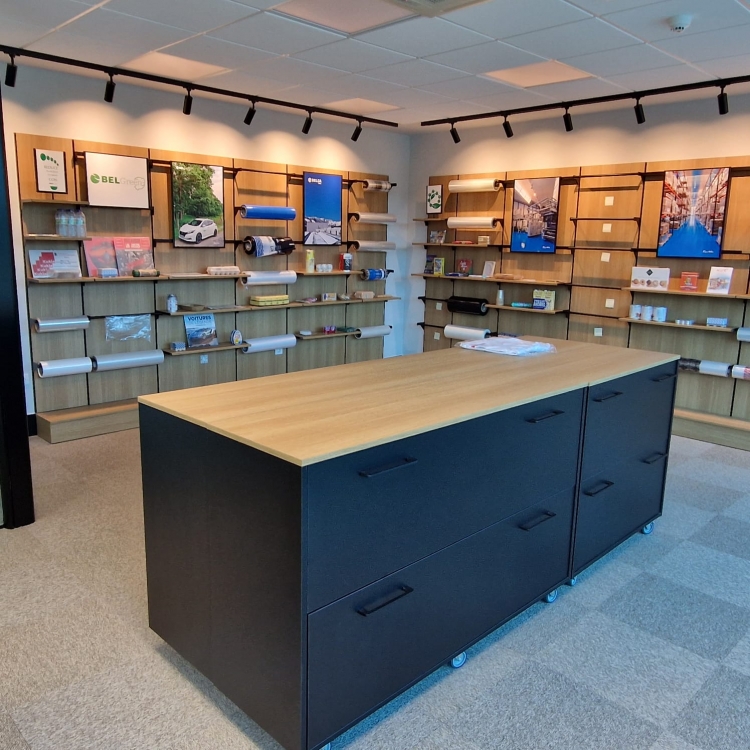  BELCA Showroom | BIGARA, Mobiliario de Oficina